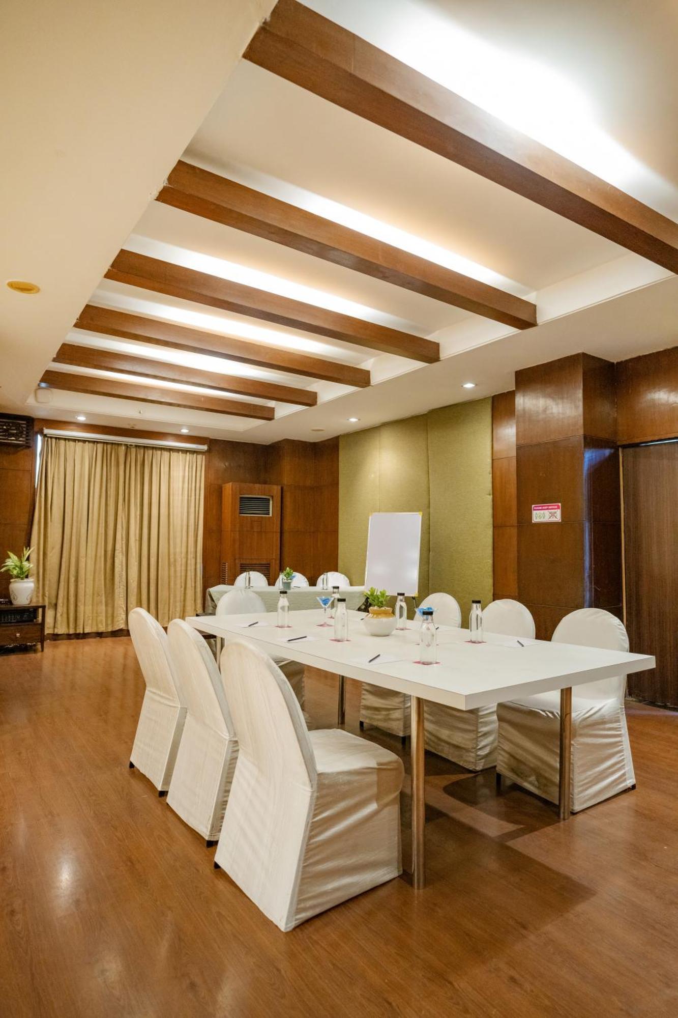 Royal Orchid Central Jaipur, Bani Park Eksteriør bilde